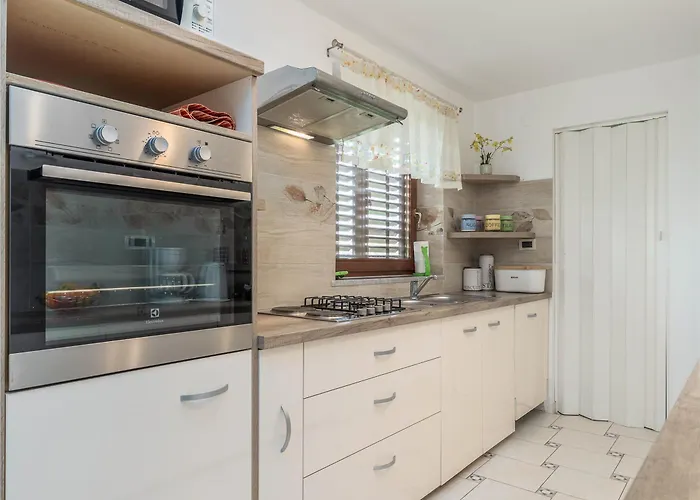 Nera Apartamento Pula